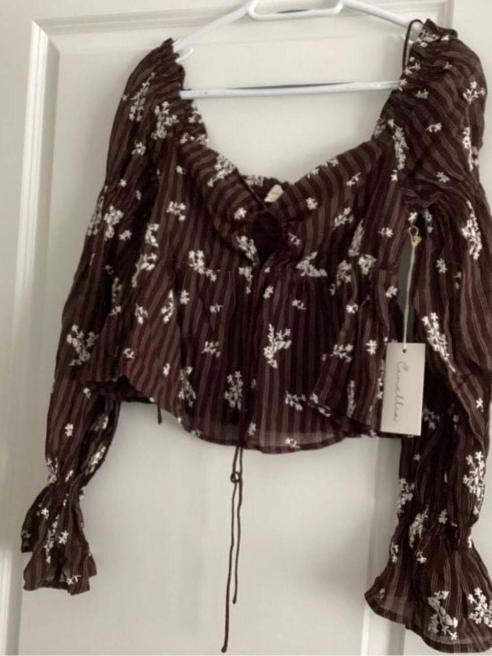 Camellia Smocked Brown Floral Long-Sleeve Blouse with Tie Front - NWT - SIZE S